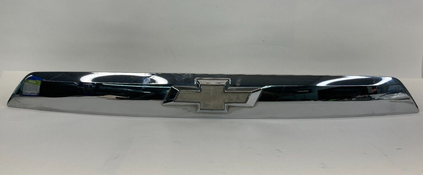 2010-2015 Chevrolet Equinox Liftgate Deck Lid Center Applique Molding 20881056