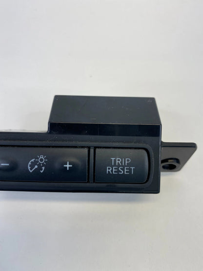 13-18 NISSAN ALTIMA 16-23 MAXIMA FRONT DASH PANEL TRIP RESET BUTTON SWITCH OEM