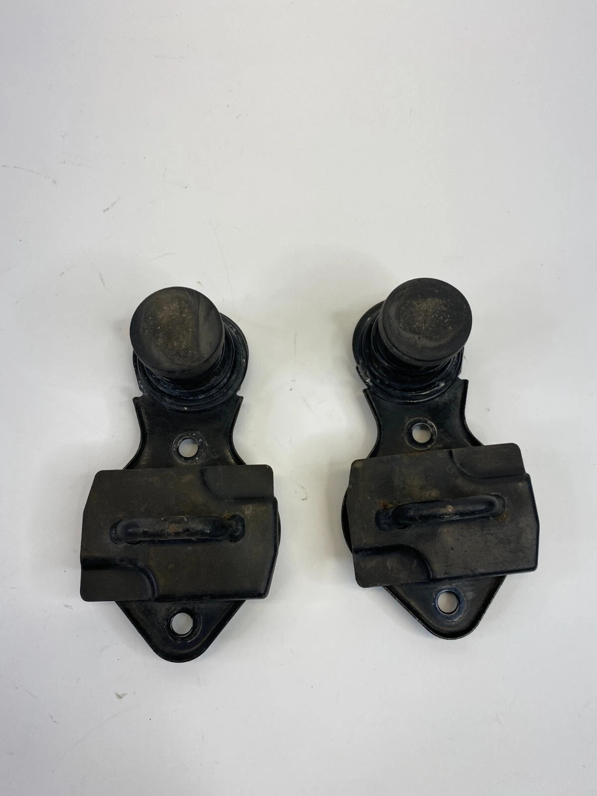 2006-2011 MERCEDES -BENZ ML350 HOOD UPPER RIGHT & LEFT SAFETY CATCH LOCK LATCH