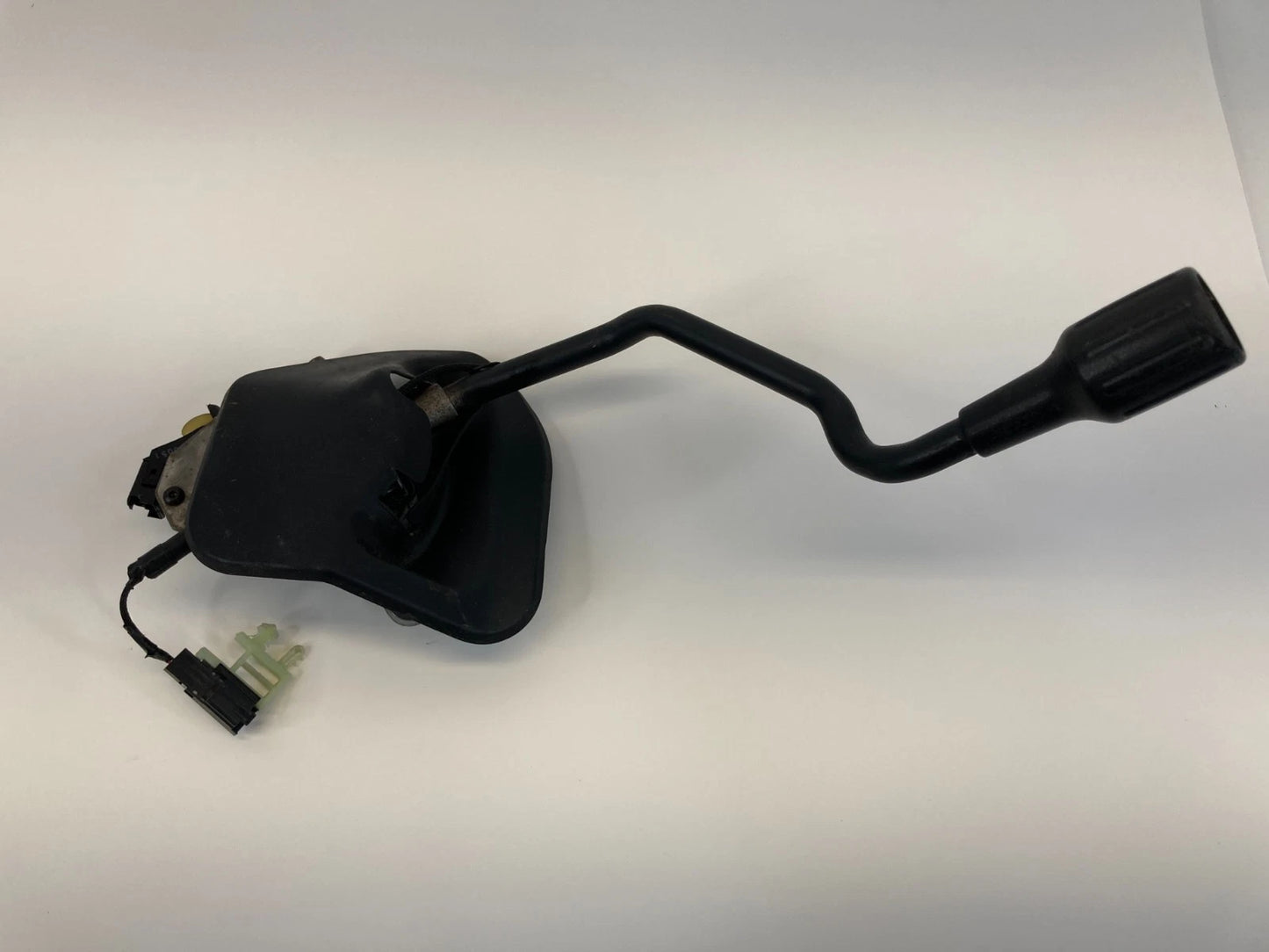 2013-2019 FORD POLICE INTERCEPTOR UTILITY AT COLUMN SHIFTER LEVER OEM