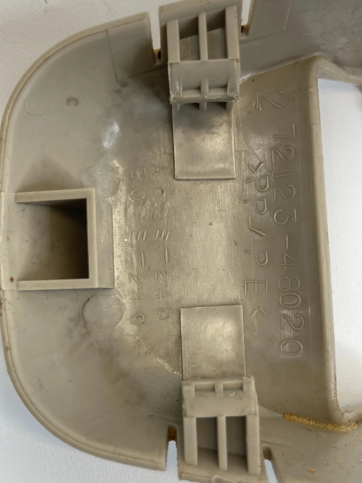 1999-2003 LEXUS RX300 FRONT SIDE SEAT TRACK END COVER TRIM 72123-48020