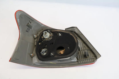 2007-2012 TOYOTA YARIS SEDAN RIGHT PASSENGER TAILLIGHT TAIL LIGHT LAMP HALOGEN