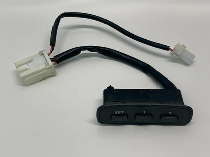 2006-2008 HYUNDAI AZERA FRONT LEFT SIDE SEAT CONTROL MEMORY SWITCH 93250-3L200
