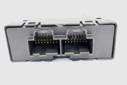 2017-2018 CHEVROLET CRUZE MALIBU PARK ASSIST CONTROL MODULE GATEWAY OEM 13521136