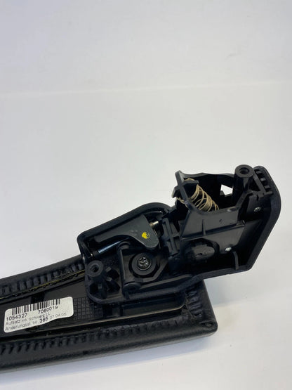 04-07 BMW 530I 525I FRONT CENTER CONSOLE ARMREST ARM REST STRIP TRIM TOP 7060019