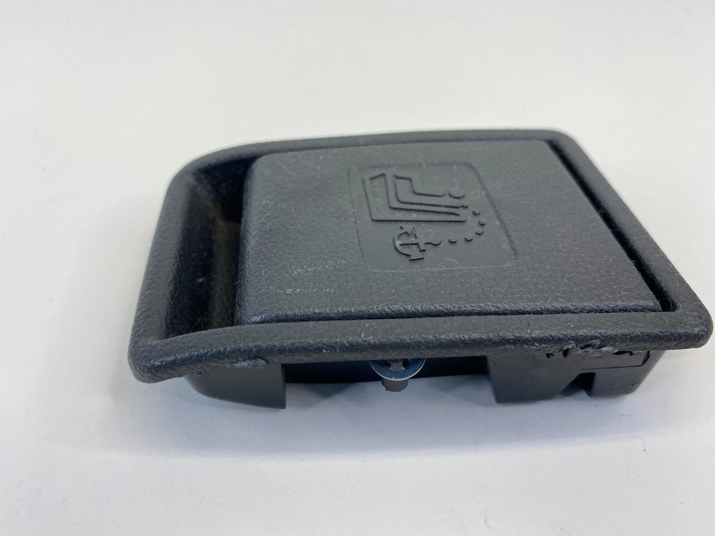 14-16 HYUNDAI ELANTRA REAR SEAT CHILD ANCHOR COVER TRIM BEZEL 85612-3X500 OEM