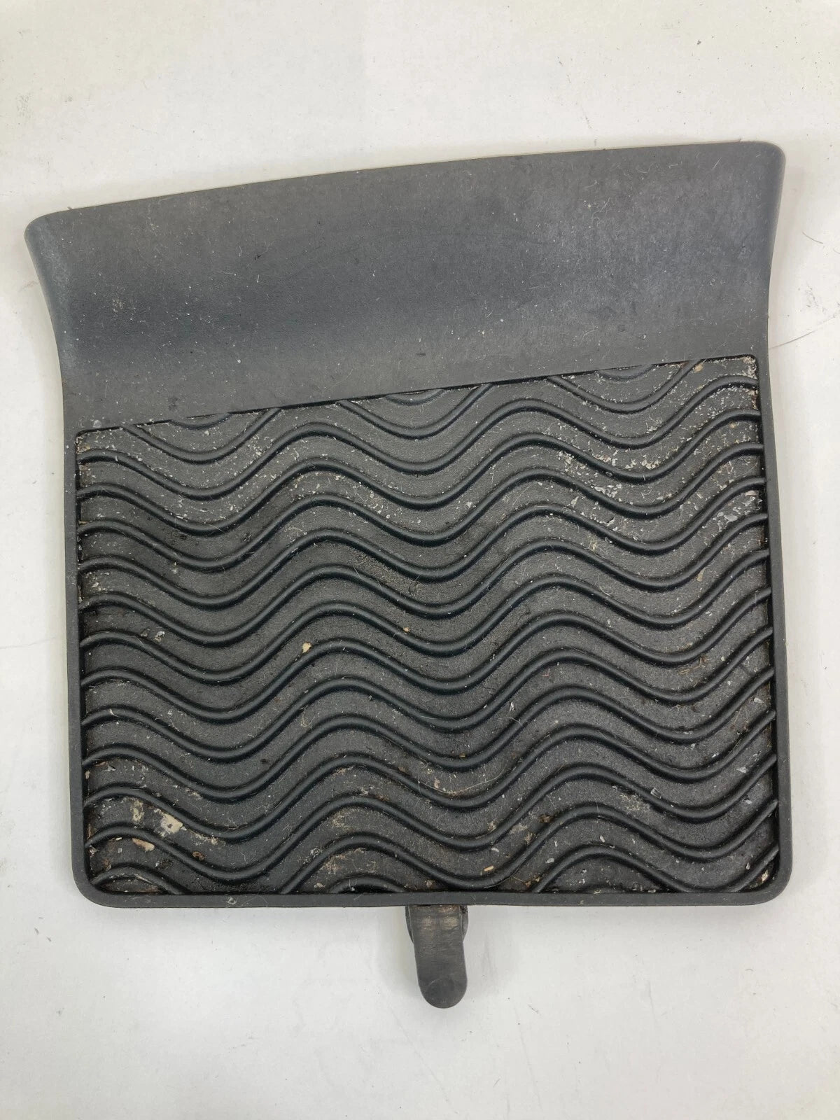 2003-2011 SAAB 9-3 SEDAN DASH CONSOLE ASH TRAY MAT RUBBER INSERT LINER 12802541