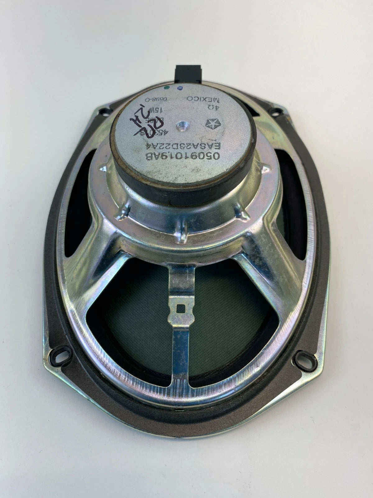 2007-2012 DODGE CALIBER 07-24 COMPASS REAR RIGHT DOOR SPEAKER 05091019AB OEM