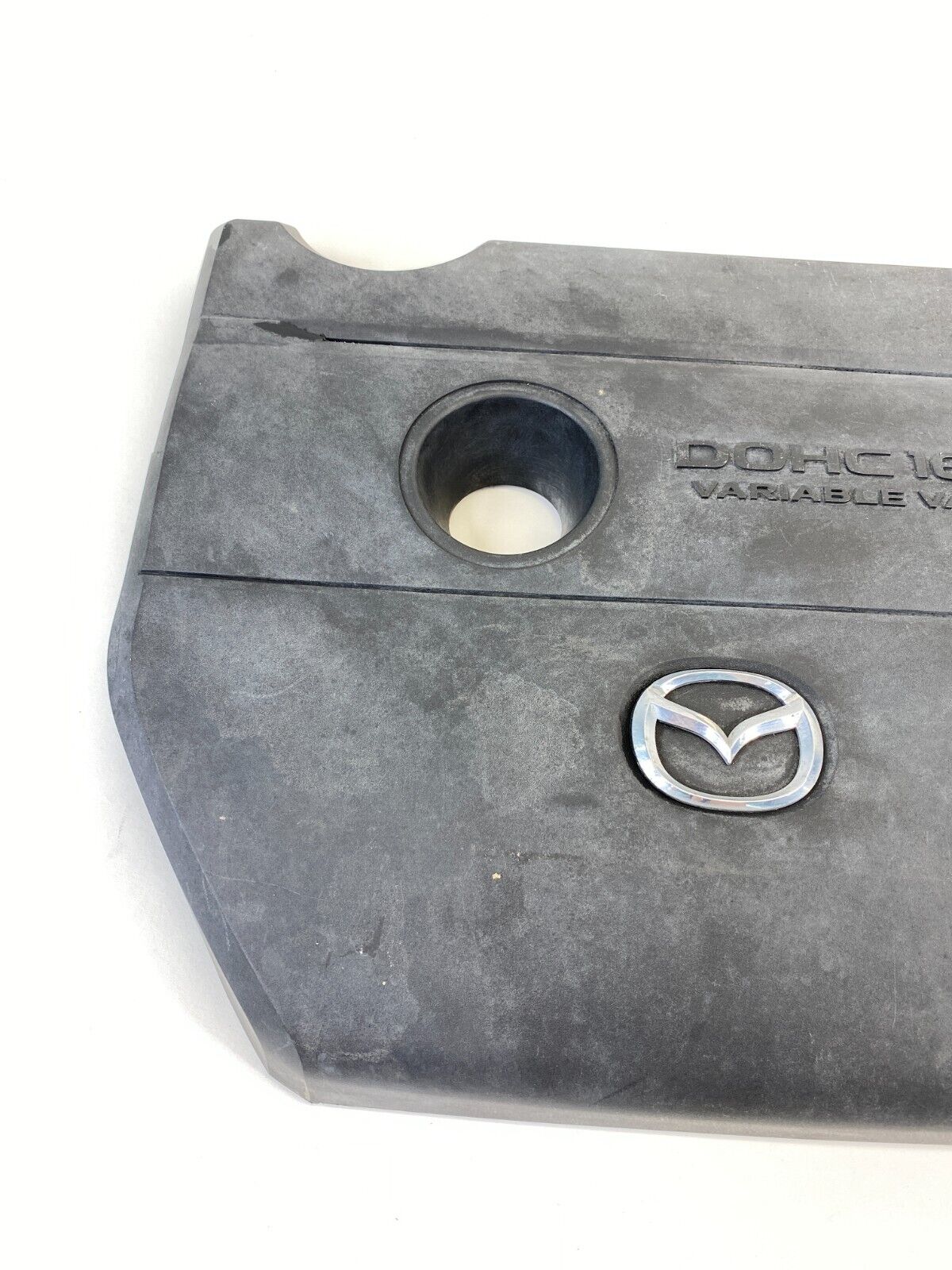 2006-2013 Mazda 3 Mazda3 2.0L L4 Engine Cover Appearance DOHC 16-VALVE LF96102F1