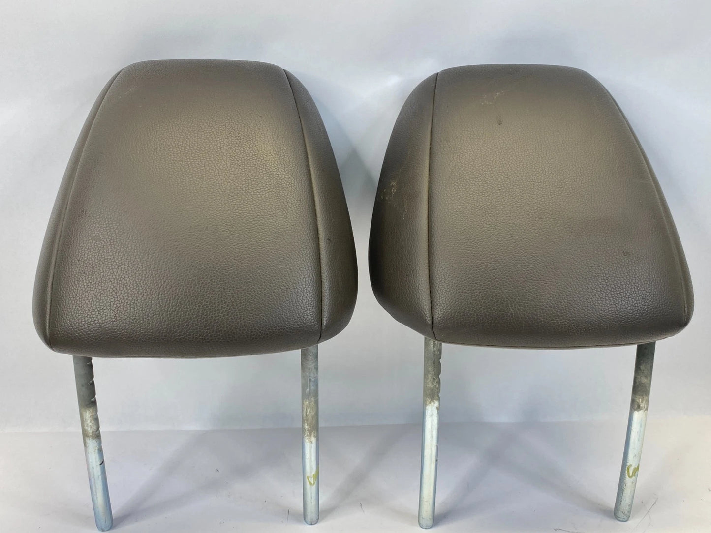 2011-2017 HONDA ODYSSEY FRONT RIGHT & LEFT SEAT HEADREST HEAD REST PAIR SET OEM