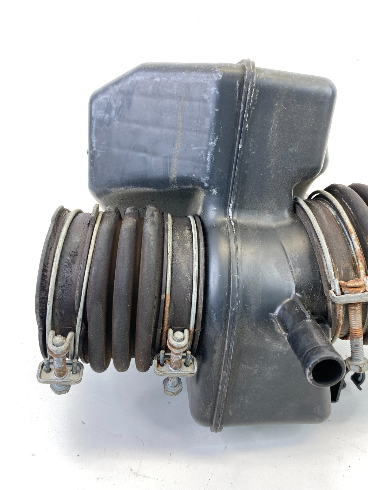 02 03 Lexus ES300 04-06 ES330 Air Intake Resonator Box Duct Tube 17893-20070 OEM