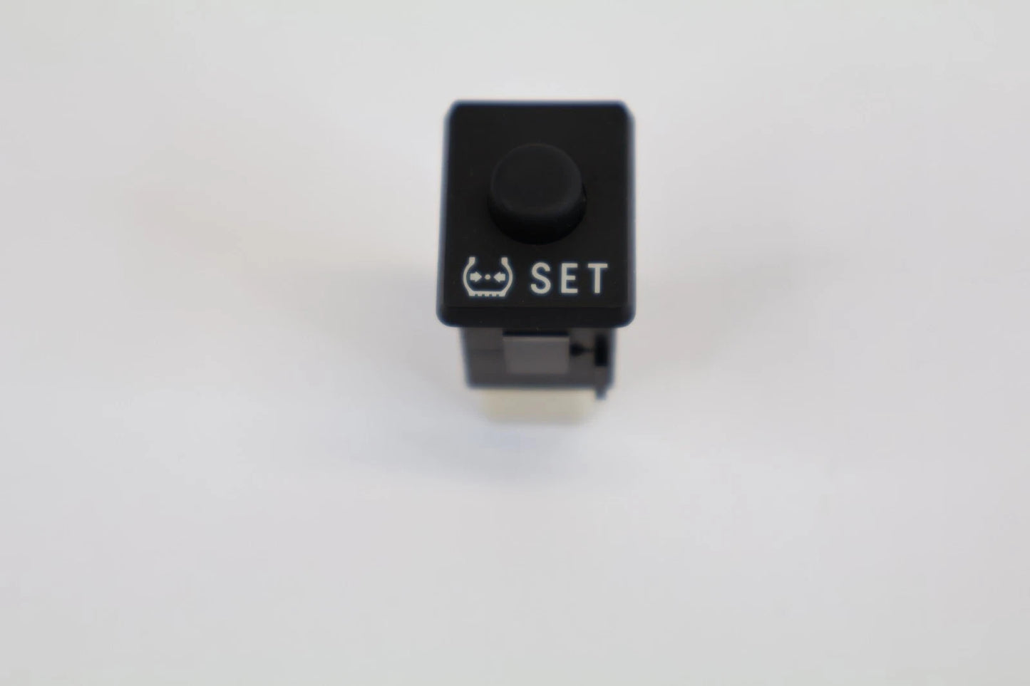 2004-2009 TOYOTA PRIUS TPSM TIRE PRESSURE SET CONTROL SWITCH BUTTON 15A257