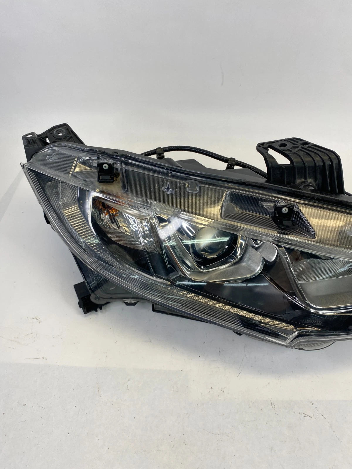 2016-2021 HONDA CIVIC RIGHT PASSENGER SIDE HALOGEN HEADLIGHT OEM 1EJ949782-02
