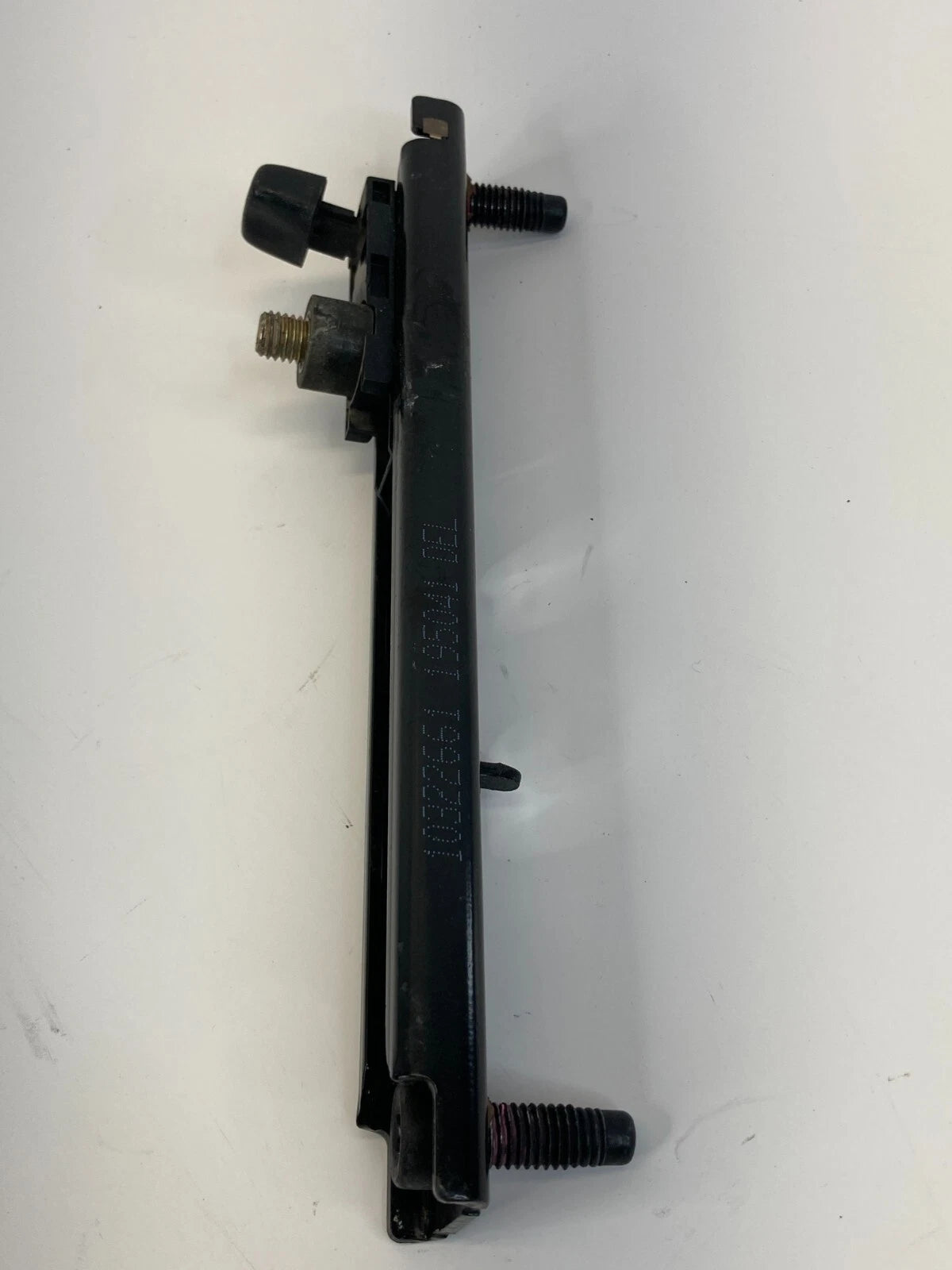2004 2005 BUICK CENTURY SEDAN FRONT LEFT OR RIGHT SEAT BELT HEIGHT ADJUSTER OEM