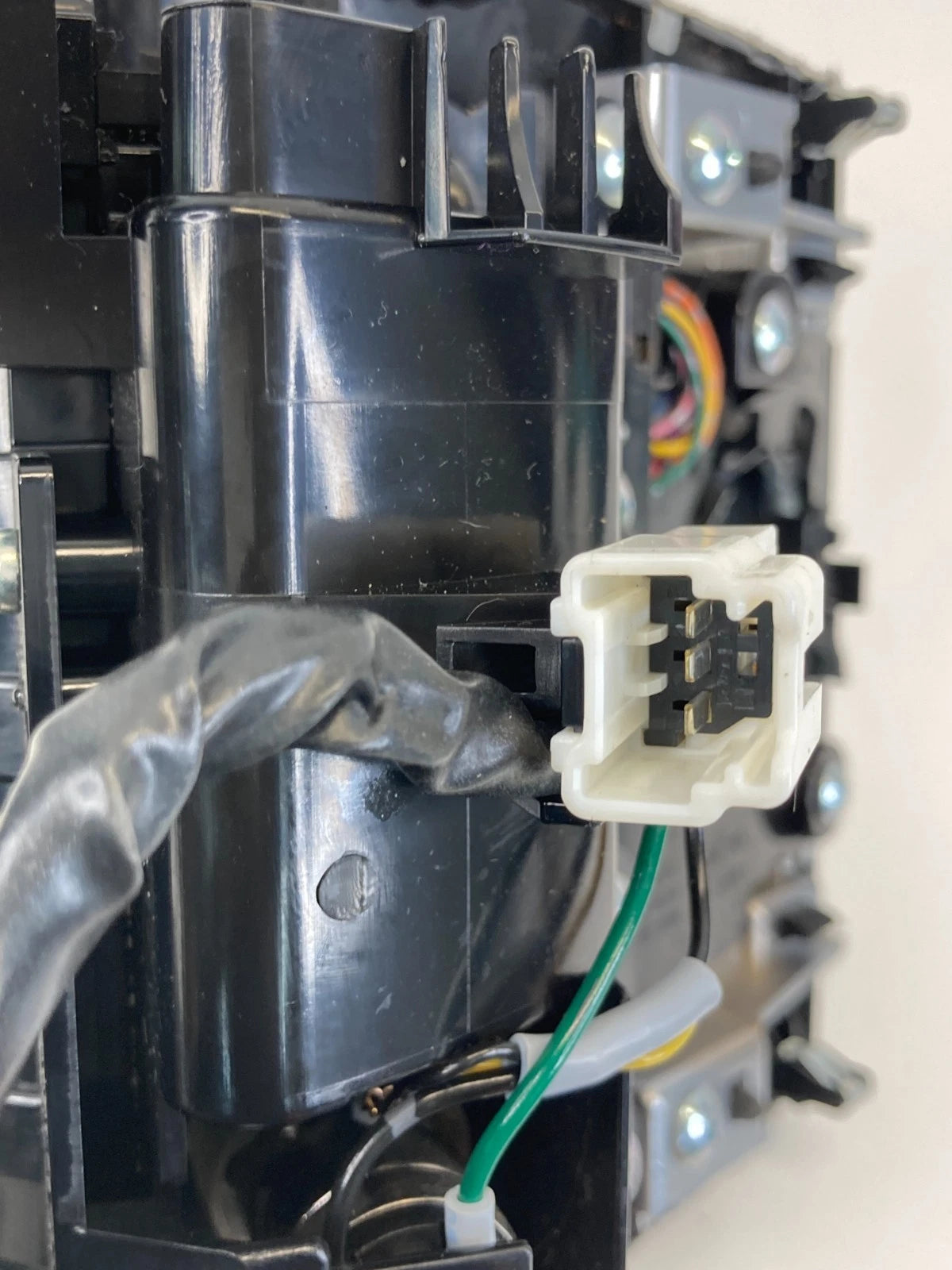 08 09 INFINITI G37 CENTER CONSOLE SHIFT SHIFTER BEZEL W/ ASHTRAY 96936-JK60A OEM