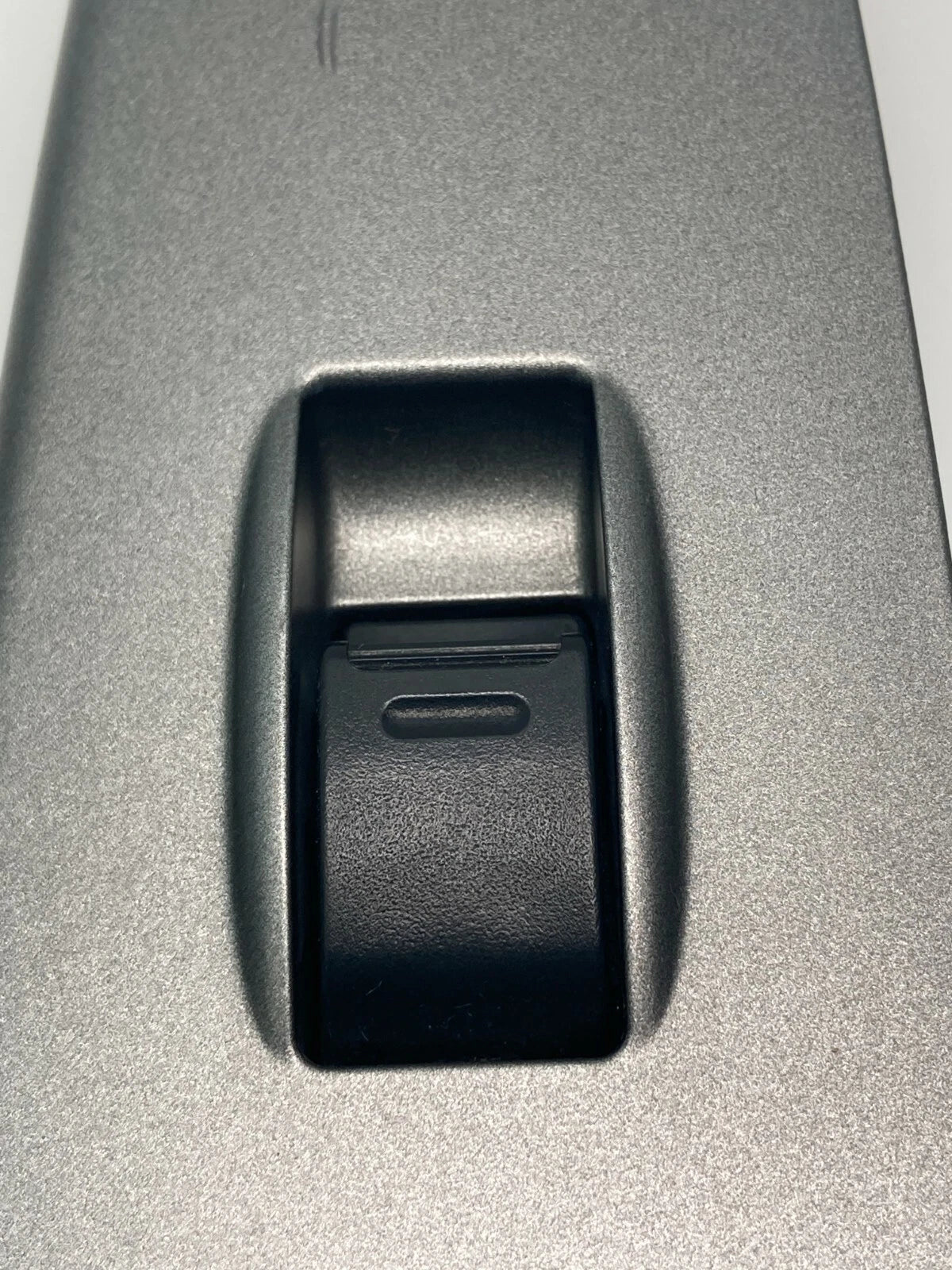 04-09 TOYOTA PRIUS REAR RIGHT DOOR WINDOW CONTROL SWITCH W/ BEZEL OEM 7427147050