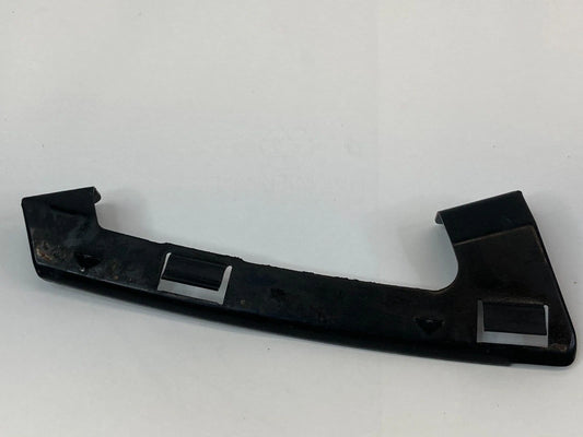 07-10 HYUNDAI ELANTRA FRONT RIGHT BUMPER COVER UPPER RETAINER BRACKET MOUNTING