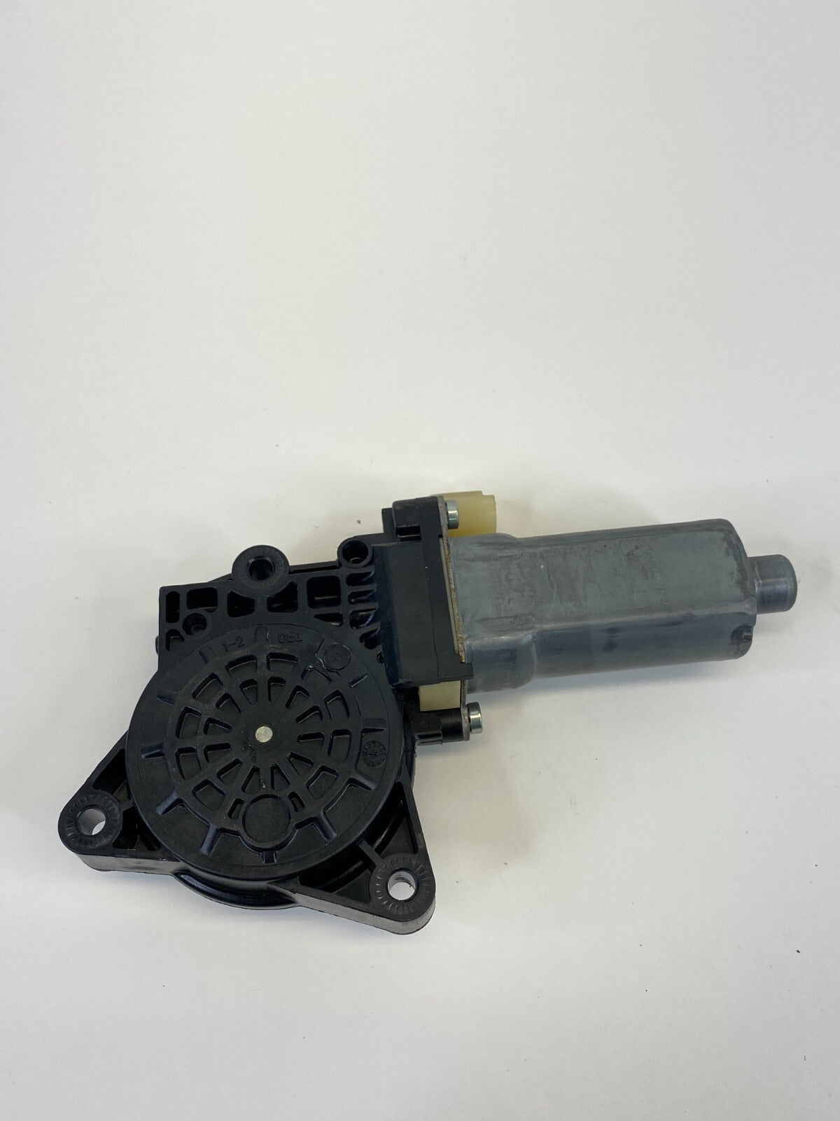 2009 2010 2011 Kia Borrego Rear Left Back Door Power Window Motor OEM