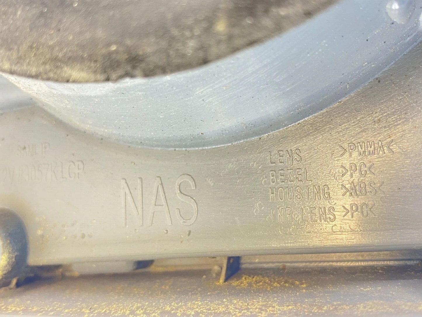 2011-2016 CHEVROLET CRUZE REAR RIGHT SIDE TAIL LIGHT INNER TAILLIGHT LAMP OEM