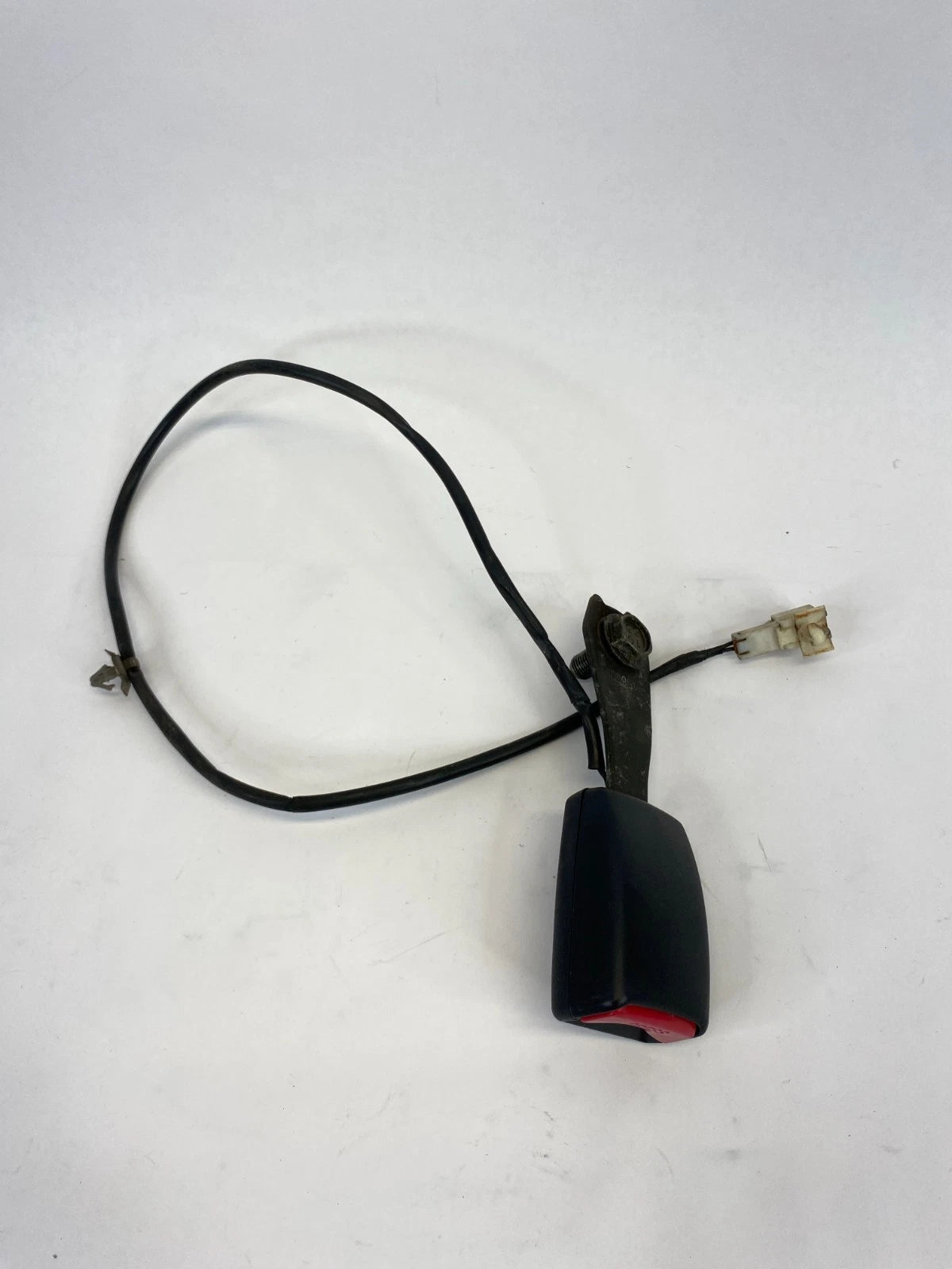 2000-2005 MITSUBISHI ECLIPSE CONV FRONT LEFT DRIVER SIDE SEAT BELT BUCKLE OEM