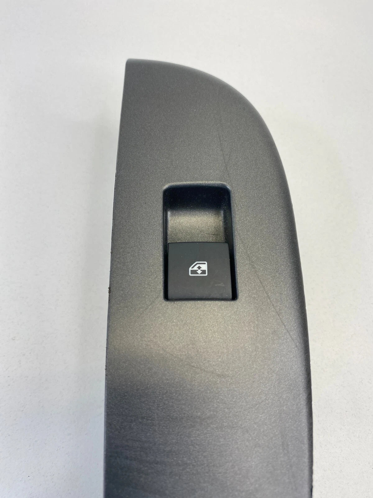 2013-2015 CHEVROLET MALIBU REAR LEFT DRIVER WINDOW SWITCH 20933566 OEM