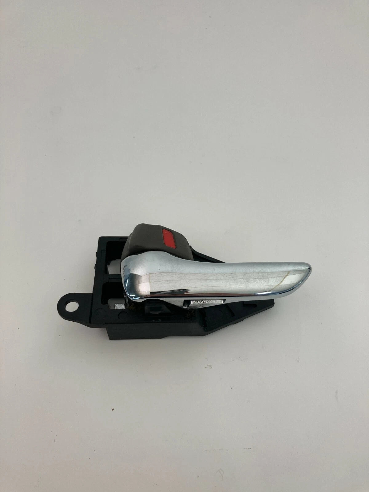1998-2005 LEXUS GS300 1998-2000 GS400 REAR LEFT DRIVER SIDE INNER DOOR HANDLE