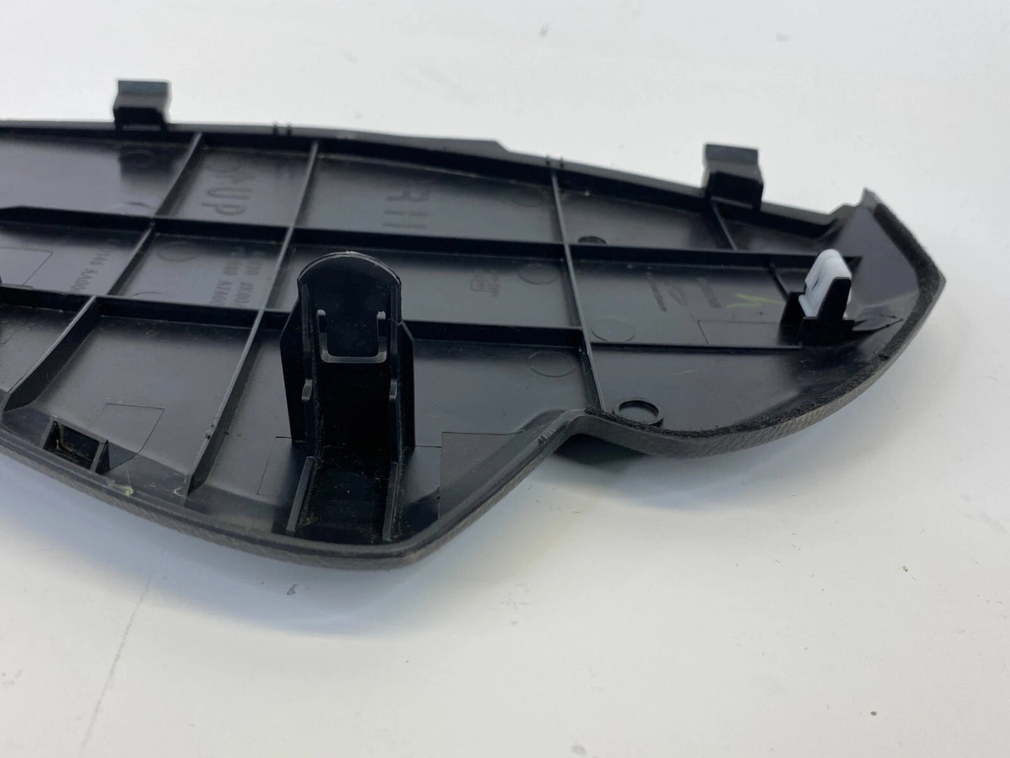 2007 2008 INFINITI G35 SEDAN FRONT RIGH SIDE DASH END CAP COVER TRIM 68420-JK00A