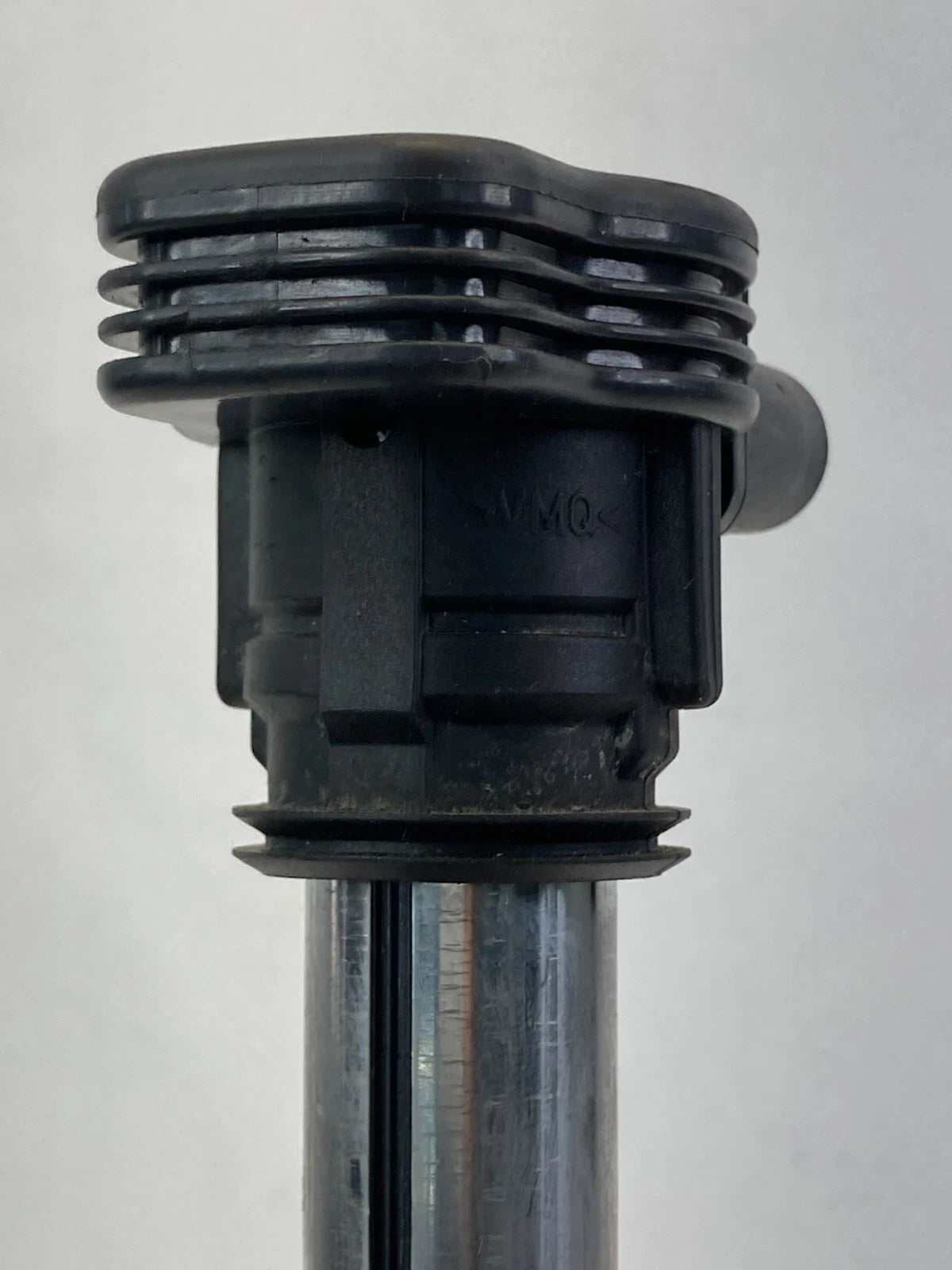 2006-2013 AUDI A3 HATCHBACK 2.0L L4 16V ENGINE IGNITION COIL 07K-905-715-G OEM