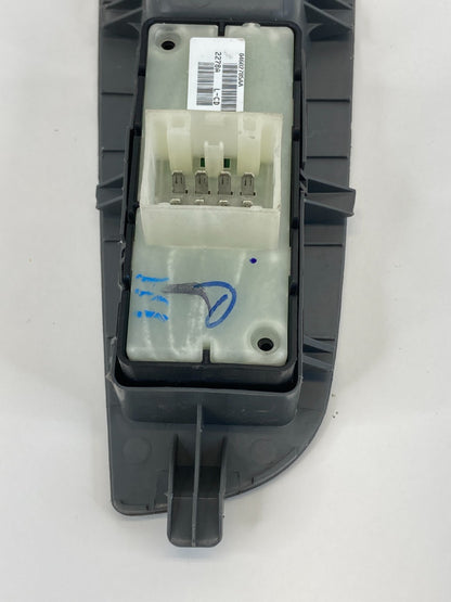 2005 Dodge Magnum Front Right Side Door Window & Lock Switch w/ Bezel 4602785AA