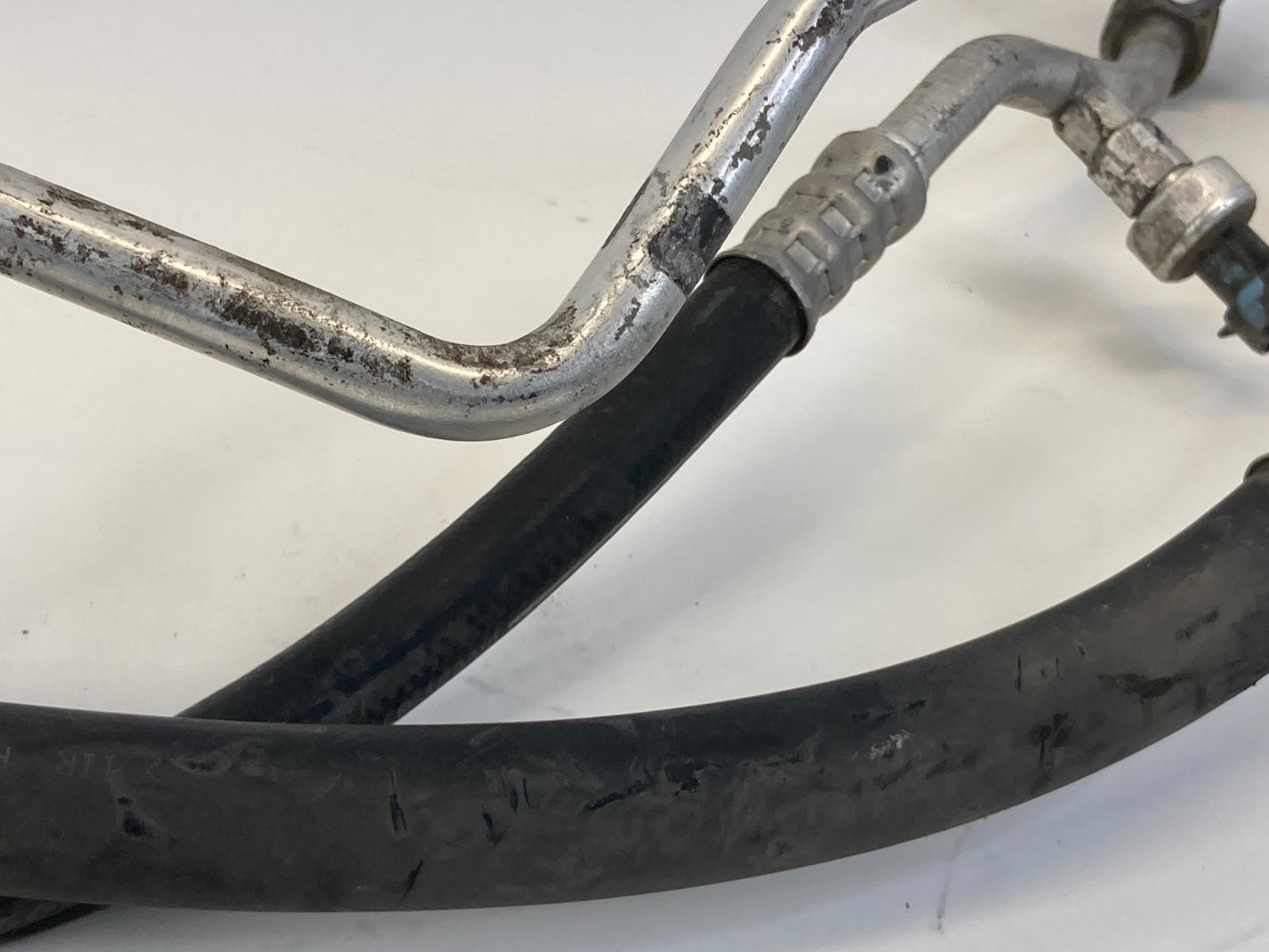 2003-2007 Saab 9-3 93 Convertible A/C AC Air Condition Suction Hose Line Pipe