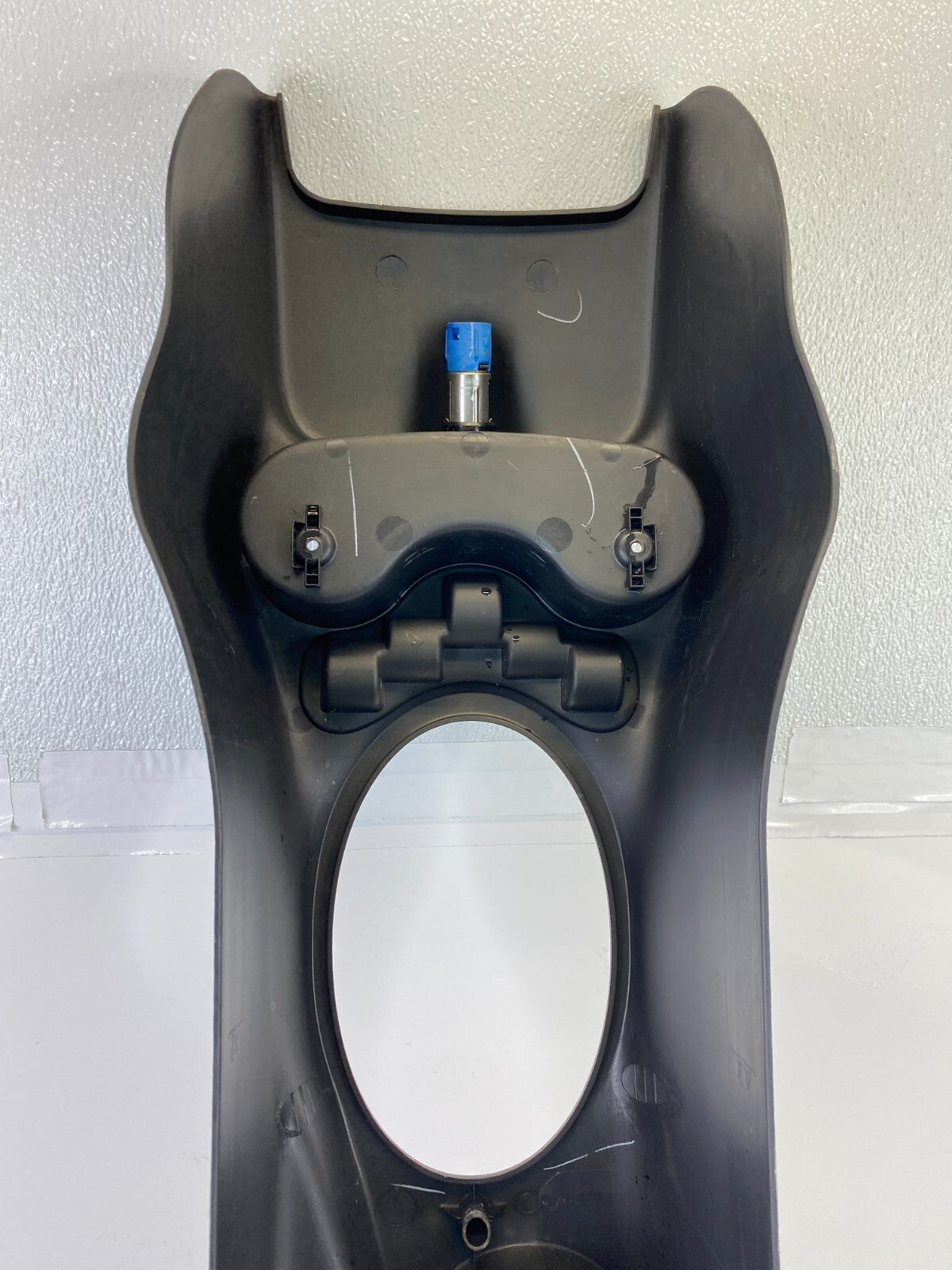 2003-2005 Chrysler PT Cruiser Front Floor Center Console w/o Armrest Assembly