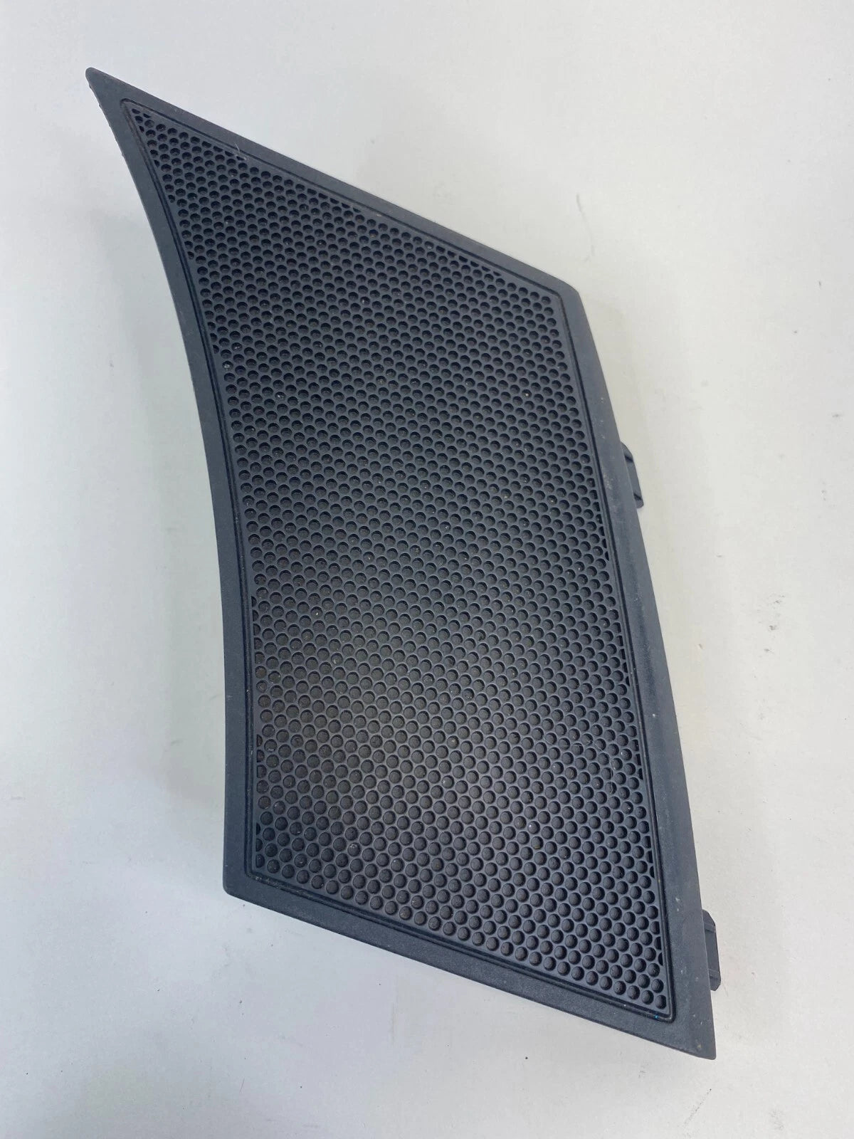 2011-2013 NISSAN ROGUE DASH LEFT DRIVER SIDE SPEAKER GRILL COVER 28177-JM00A OEM