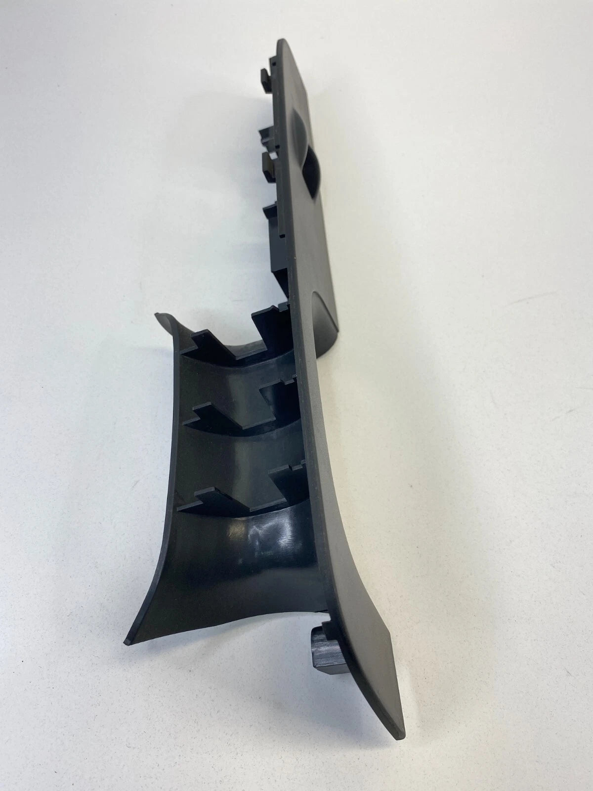 02-05 HYUNDAI SONATA REAR RIGHT SIDE WINDOW SWITCH COVER BEZEL PANEL 93580-3D210