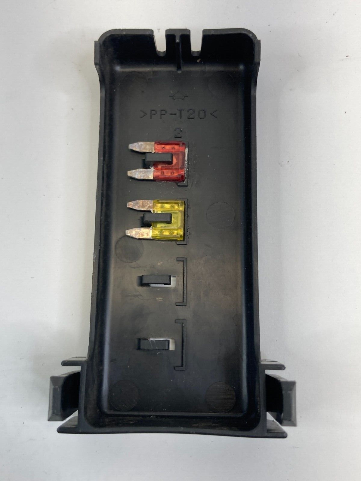 1999-2006 Suzuki Grand Vitara Passenger Compartment Fuse Box Relay Cover OEM