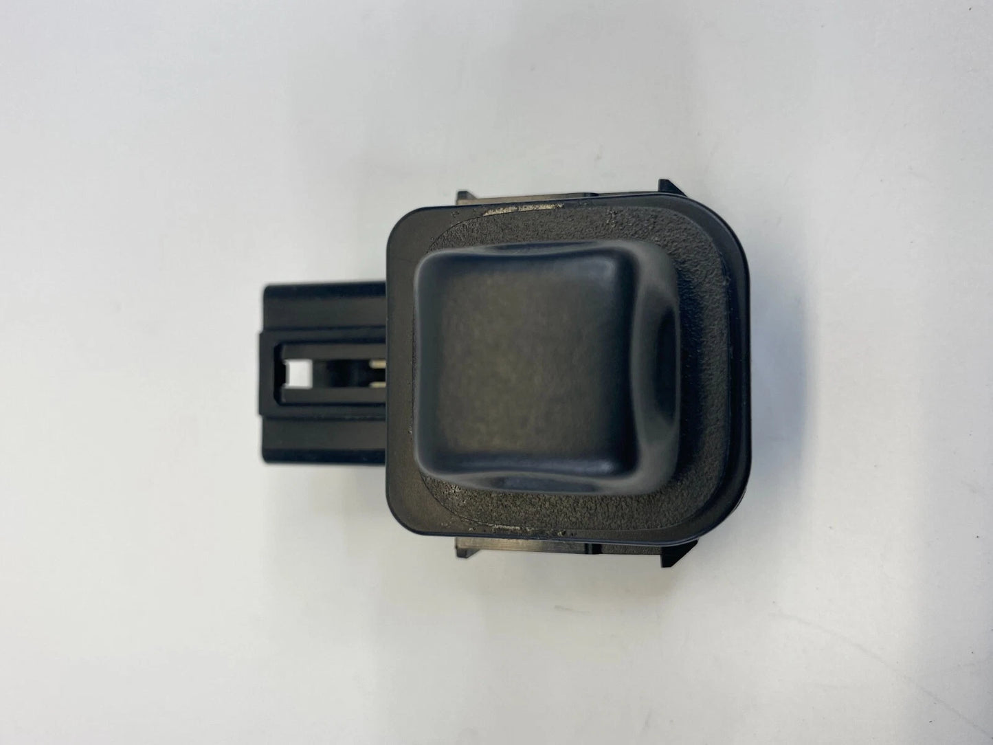 2010-2016 CADILLAC SRX STEERING COLUMN ADJUSTABLE PEDAL SWITCH 13501485 OEM