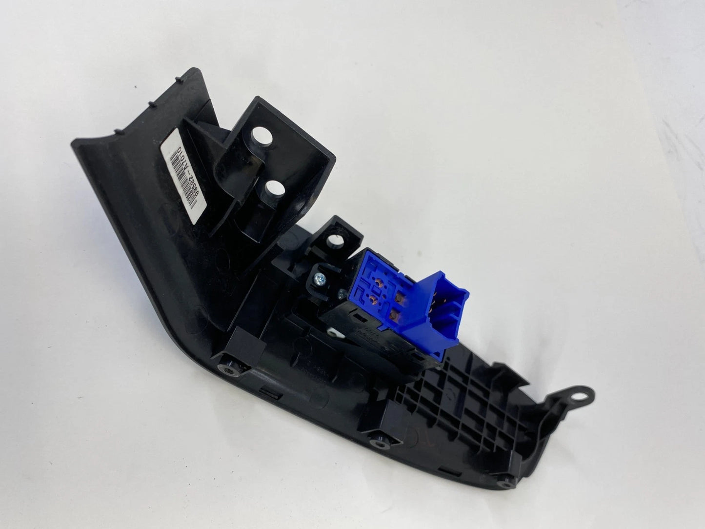 2014-2018 KIA FORTE REAR LEFT SIDE POWER WINDOW SWITCH W/ BEZEL 93581-A7100 OEM