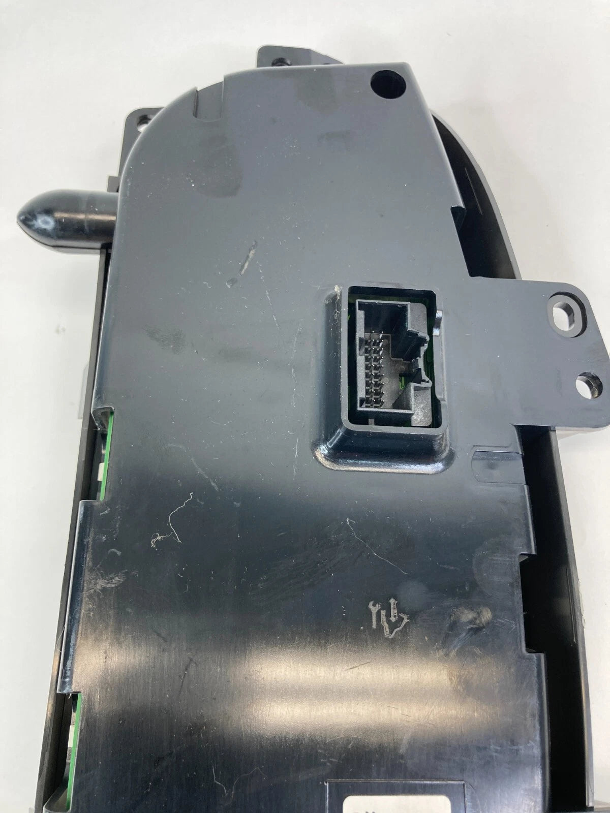 2006 BUICK LUCERNE CXL DASHBOARD INSTRUMENT CLUSTER SPEEDOMETER GAUGES 15853814