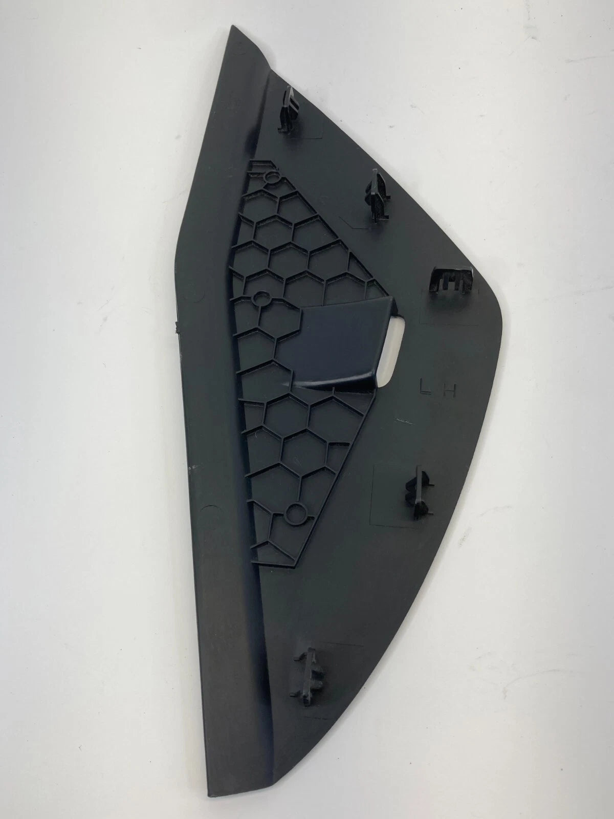 08-12 FORD ESCAPE 08-11 MARINER FRONT LEFT SIDE DASH END CAP COVER 8L847804481A