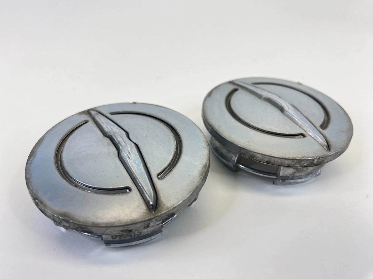 2011-2016 Chrysler Town & Country Wheel Rim Center Cap Cover Pair 11LB74TRMAB