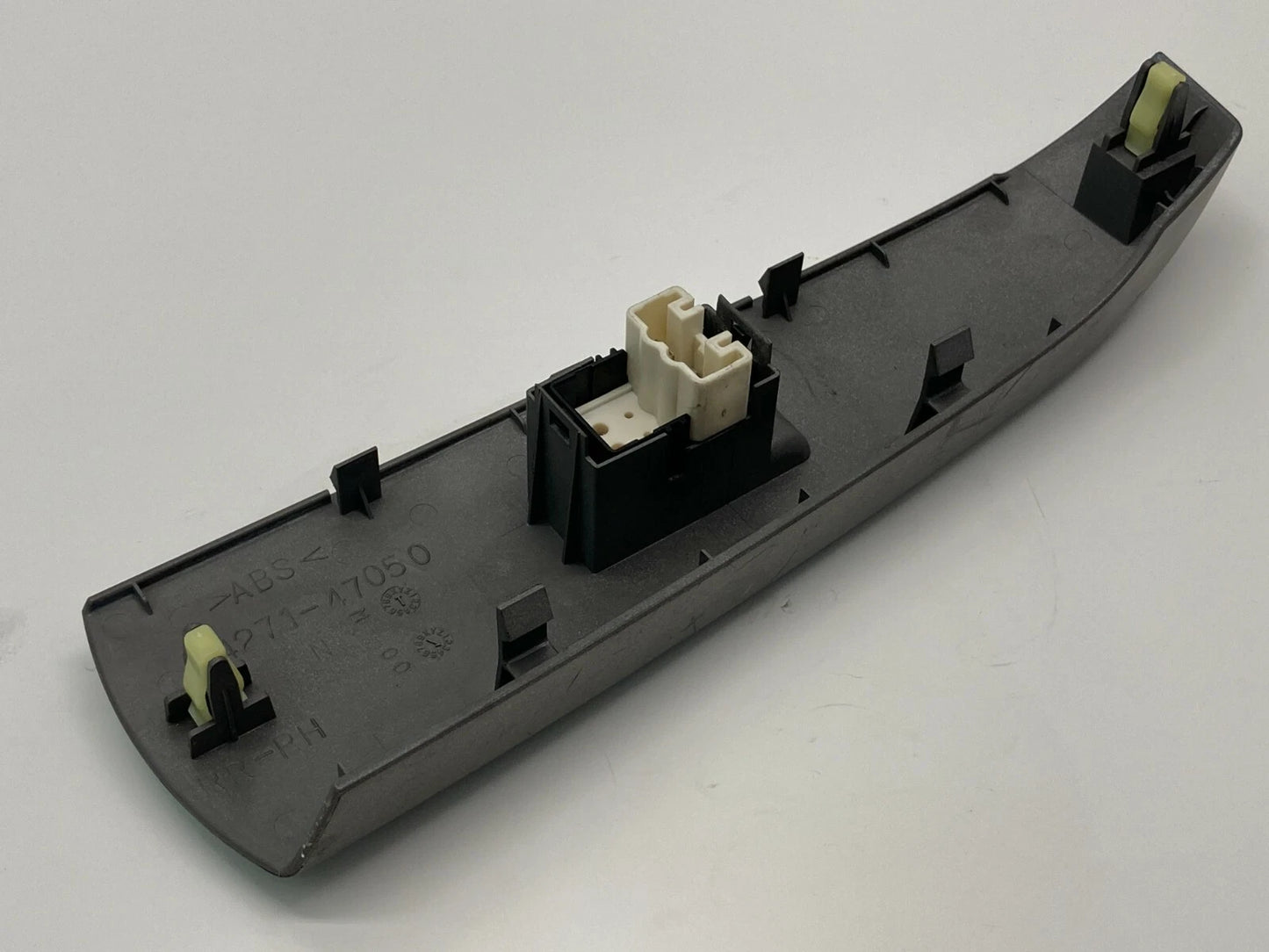 2004-2009 TOYOTA PRIUS REAR RIGHT DOOR POWER WINDOW SWITCH W/ BEZEL 74271-47050