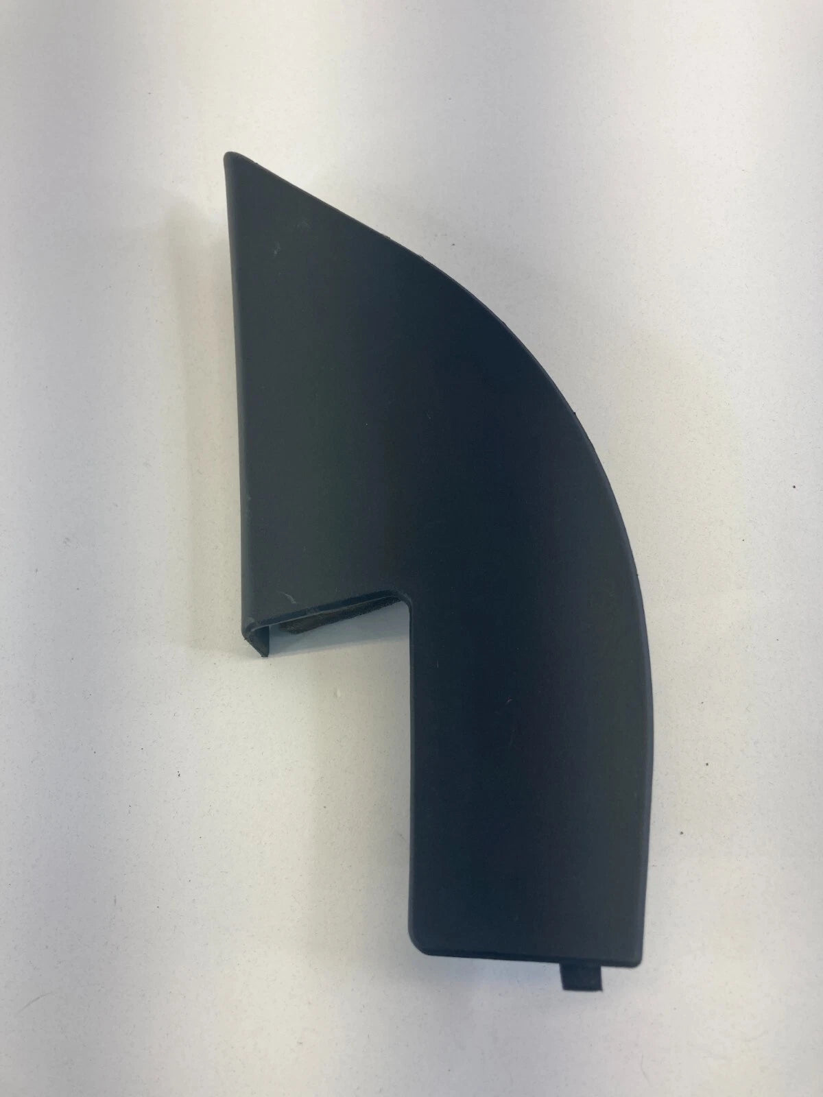 2006-2012 KIA SEDONA FRONT LEFT DRIVER SIDE INNER MIRROR BOLT COVER BEZEL TRIM