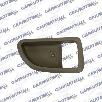 2003-2009 KIA SORENTO FRONT RIGHT SIDE INNER DOOR HANDLE BEZEL TRIM 82622-3E000