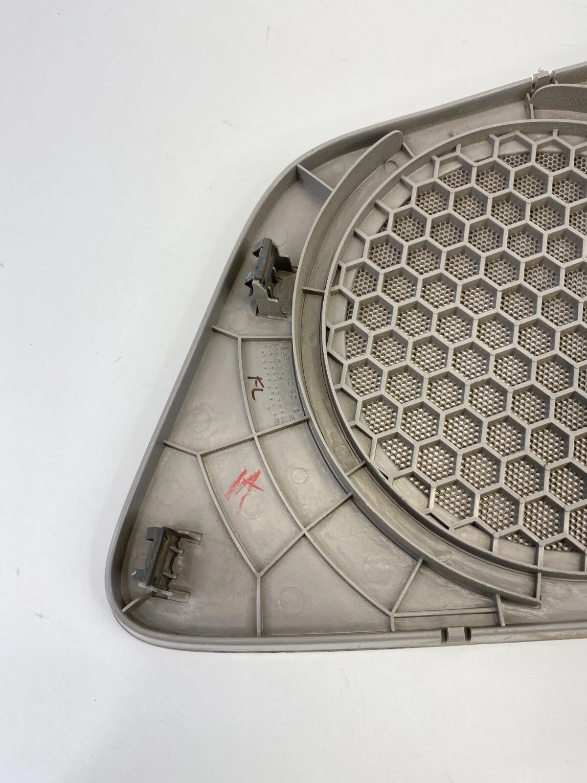 99-04 HONDA ODYSSEY FRONT LEFT DOOR SPEAKER GRILLE COVER TRIM 83553-S0X-A010 OEM