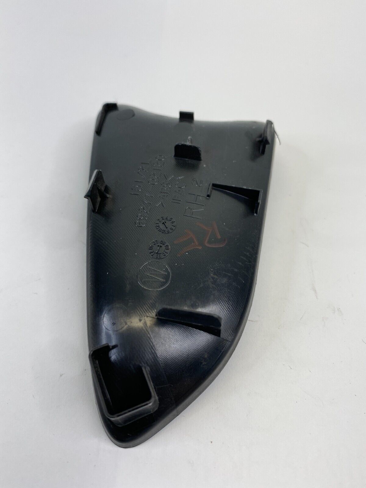 09-13 Toyota Matrix Front Right Inner Door Handle Bezel Cap Cover 69277-02120