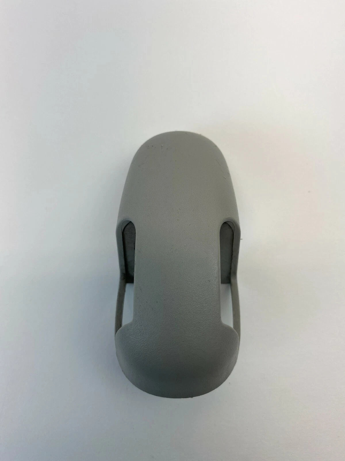08 09 10 CHRYSLER TOWN & COUNTRY SEAT BELT ADJUSTER BOLT CAP COVER BEZEL TRIM