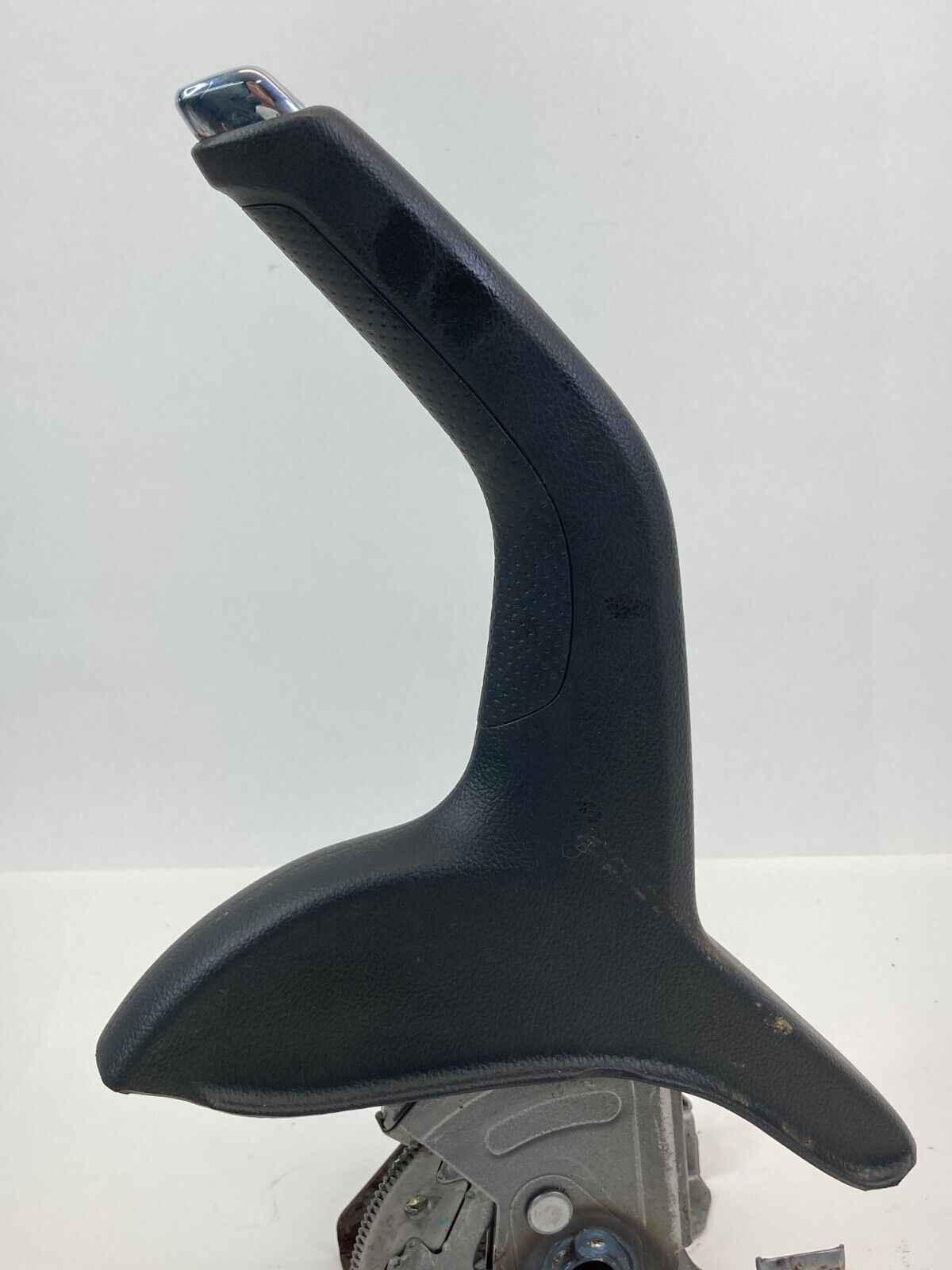 2012-2018 Chevrolet Chevy Sonic Emergency Parking Handle Brake Lever Assy OEM