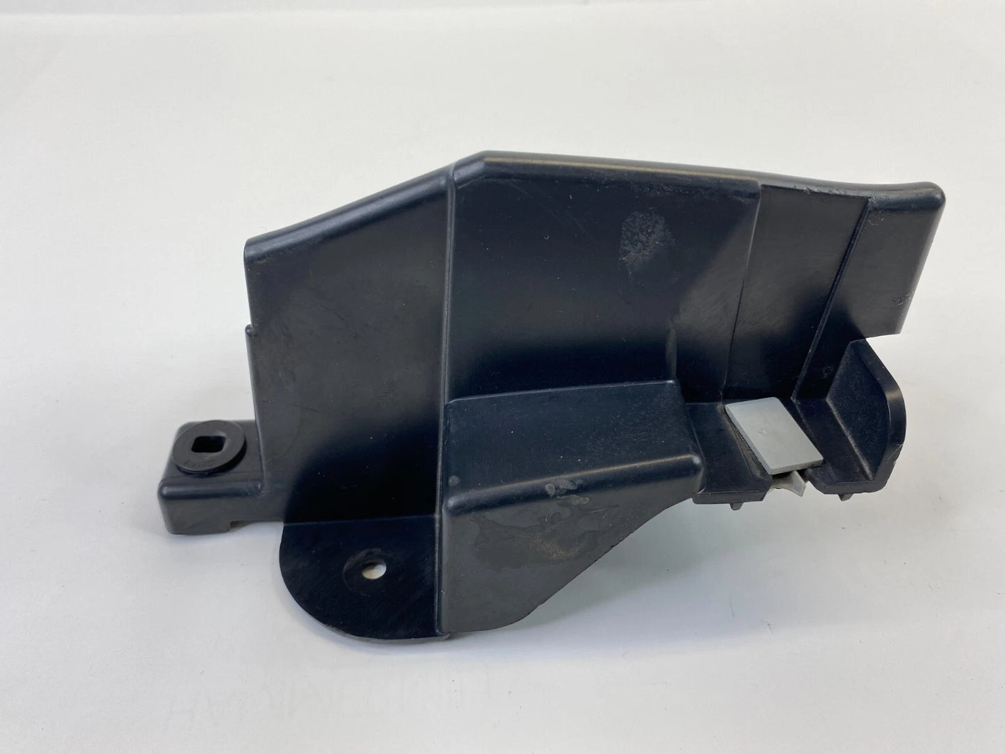 16-19 FORD EXPLORER POLICE INTERCEPTOR UTILITY REAR RIGHT BUMPER BRACKET MOUNT