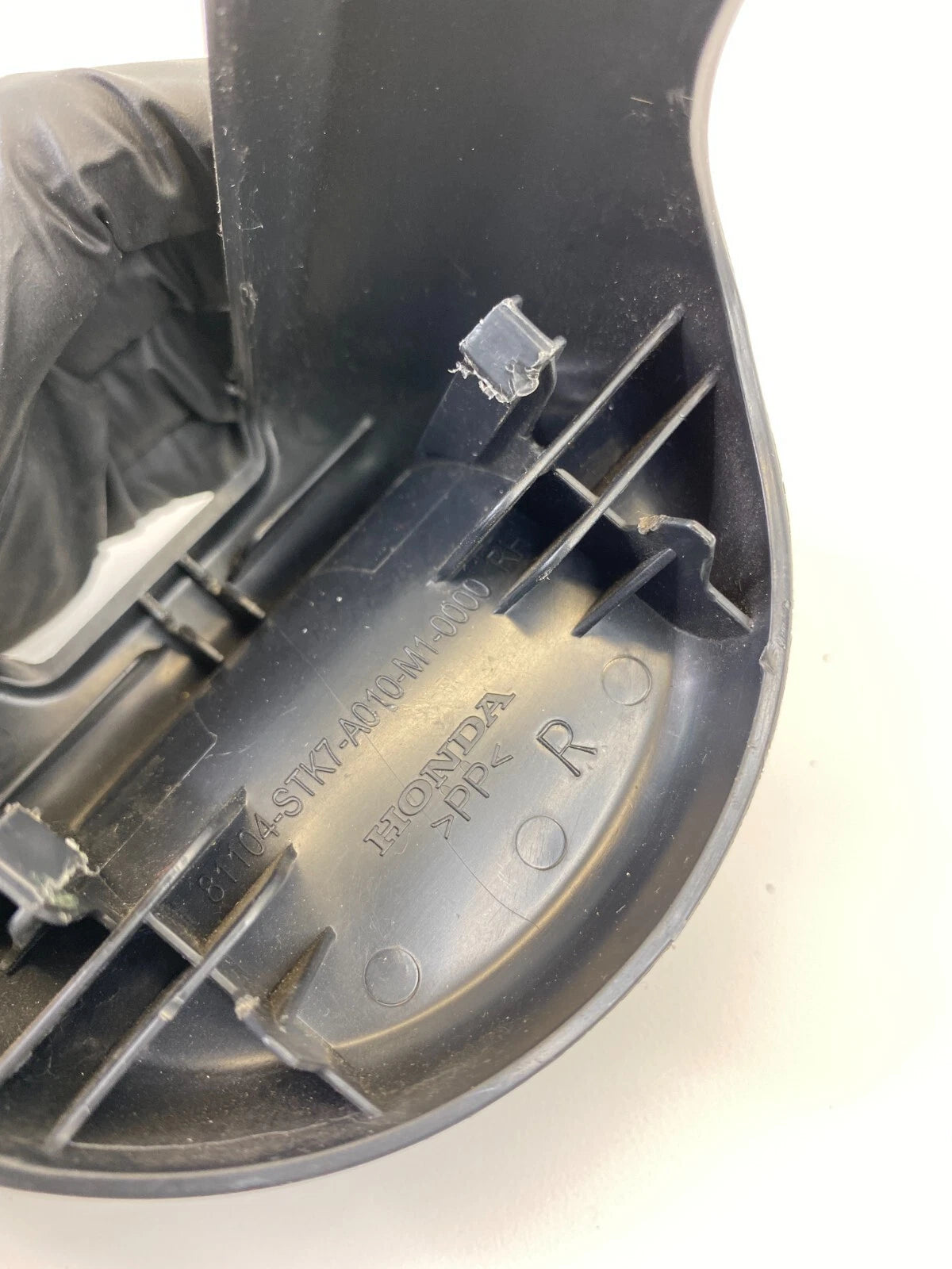 2007 2008 07 08 ACURA RDX FRONT RIGHT SEAT, RIGHT SIDE BOLT COVER TRIM 81507-STK