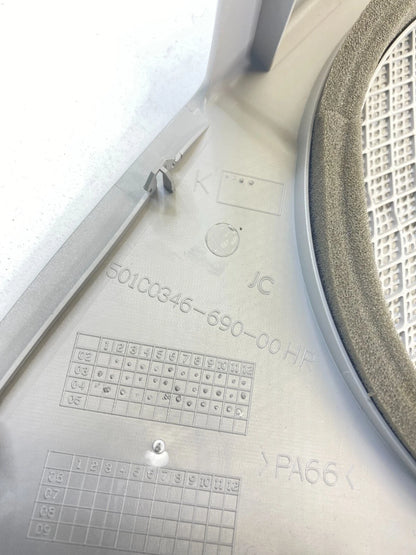 03-06 MERCEDES-BENZ E500 REAR RIGHT SIDE DOOR SPEAKER GRILLE COVER 2117370688