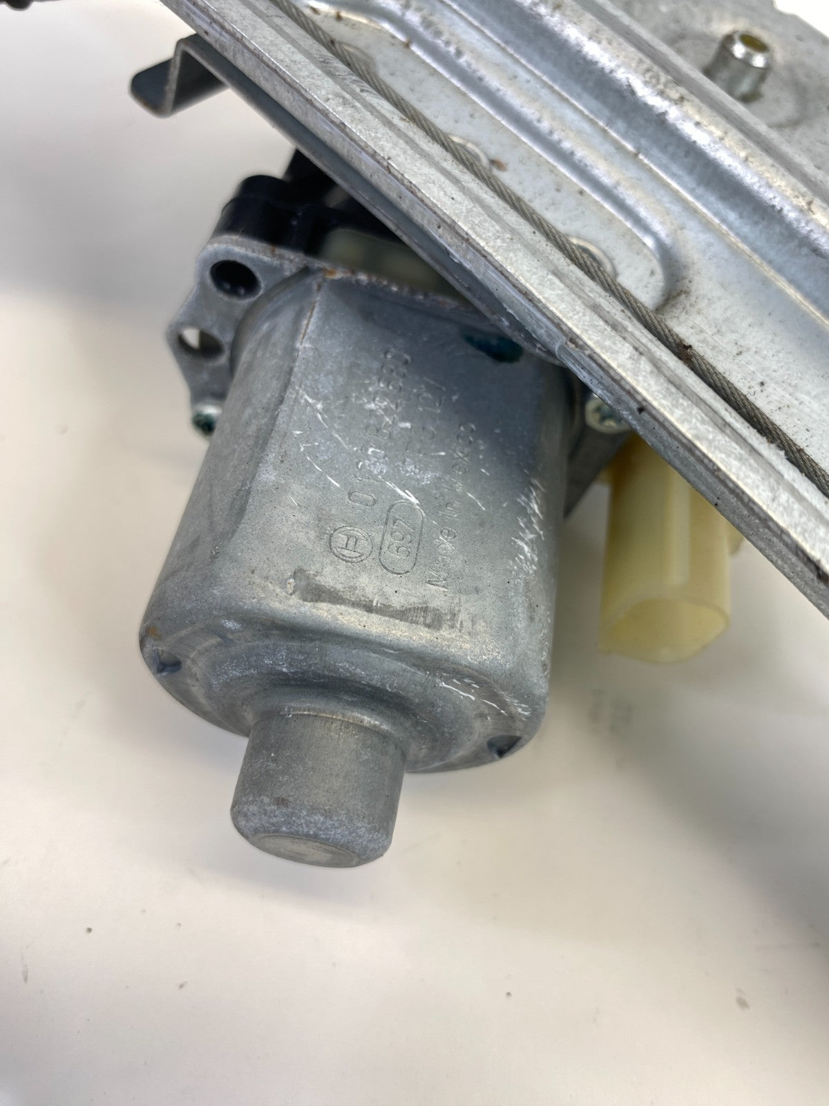 2012-2017 GMC Terrain Rear Right Side Door Power Window Motor w/ Regulator OEM